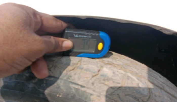 2016 Maruti Alto K10 LXI CNG, Petrol, Manual, 63,006 km, tyre