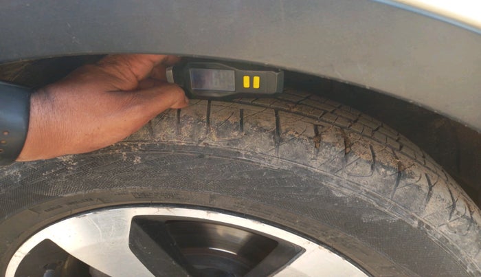 2018 Tata NEXON XZ PLUS DIESEL, Diesel, Manual, 2,50,759 km, tyre