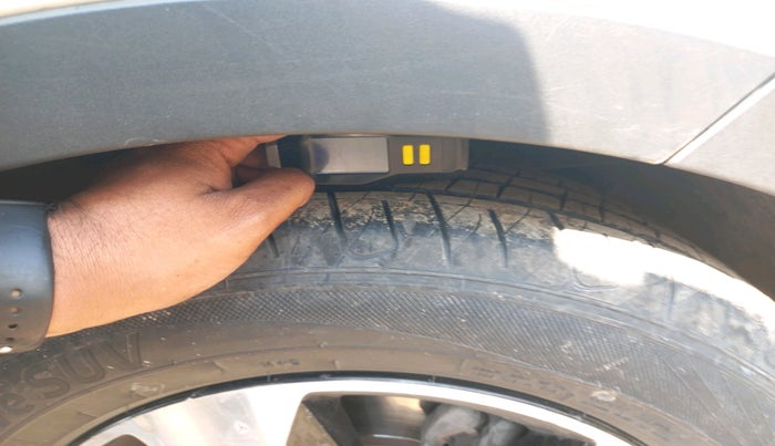 2018 Tata NEXON XZ PLUS DIESEL, Diesel, Manual, 2,50,759 km, tyre