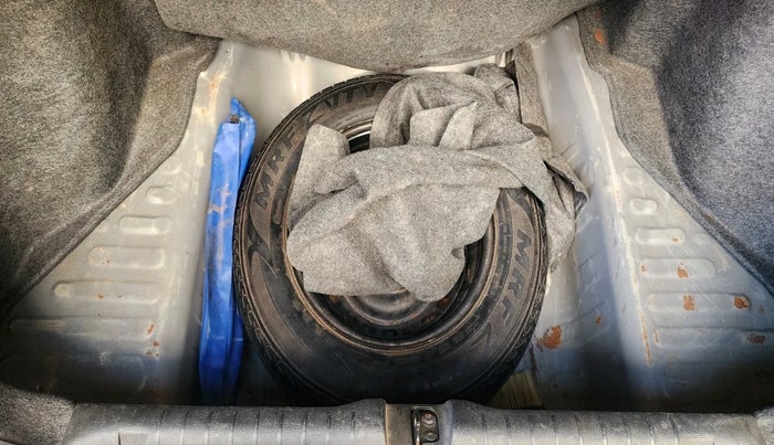 2020 Honda Amaze 1.2L I-VTEC VX CVT, Petrol, Automatic, 62,000 km, tyre