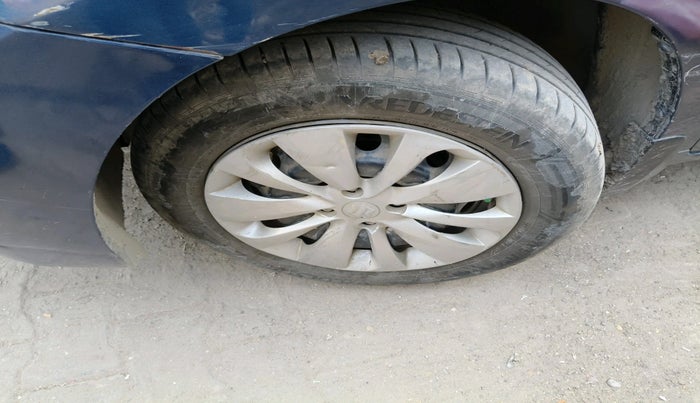 2016 Maruti Baleno DELTA PETROL 1.2, Petrol, Manual, 1,53,214 km, tyre