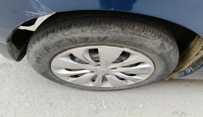 2016 Maruti Baleno DELTA PETROL 1.2, Petrol, Manual, 1,53,214 km, tyre