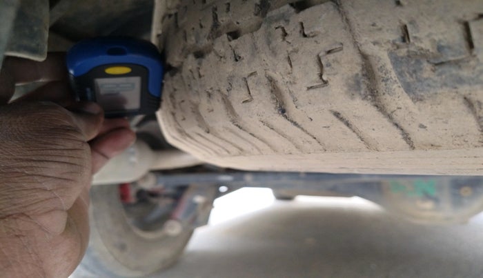 2017 Tata Safari Storme 2.2 VX 4X2, Diesel, Manual, 98,538 km, tyre