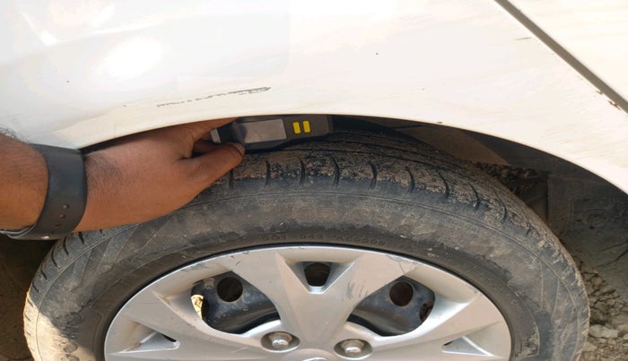 2014 Hyundai Grand i10 SPORTZ 1.2 KAPPA VTVT, Petrol, Manual, 1,10,631 km, tyre