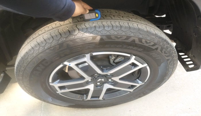 2025 Mahindra Thar Roxx MX5 Petrol AT 2WD , Petrol, Automatic, 2,564 km, tyre