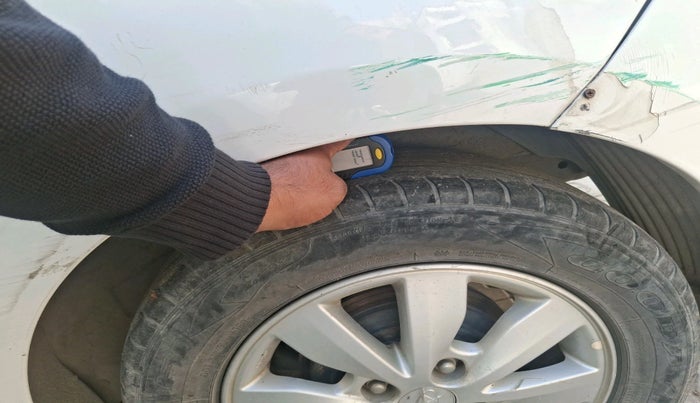 2014 Hyundai i20 ASTA 1.2, Petrol, Manual, 1,28,091 km, tyre