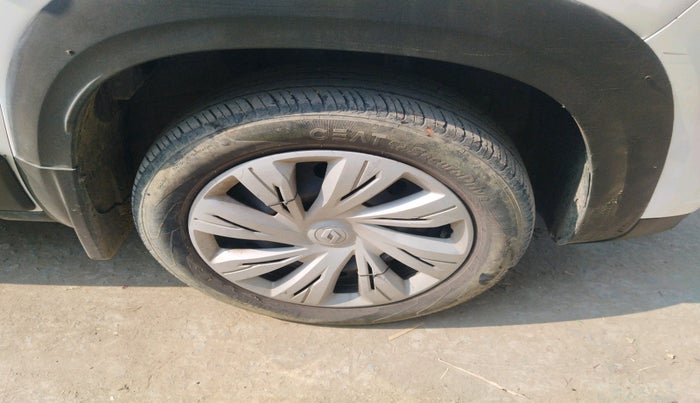 2021 Renault Kiger RXL MT, Petrol, Manual, 24,286 km, tyre