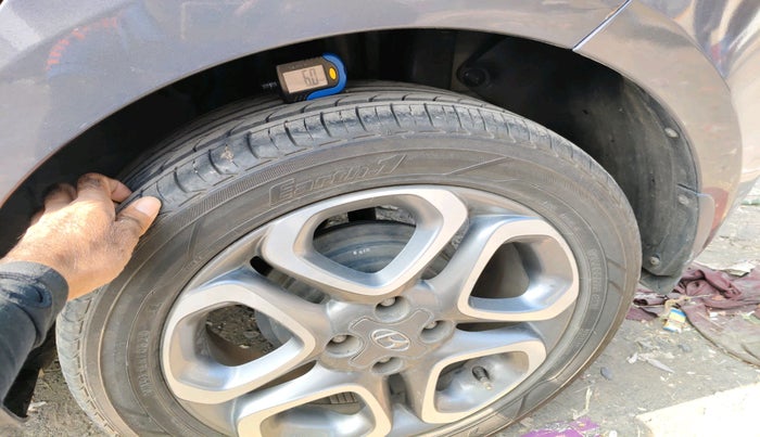 2019 Hyundai Elite i20 ASTA (O) CVT, Petrol, Automatic, 49,991 km, tyre