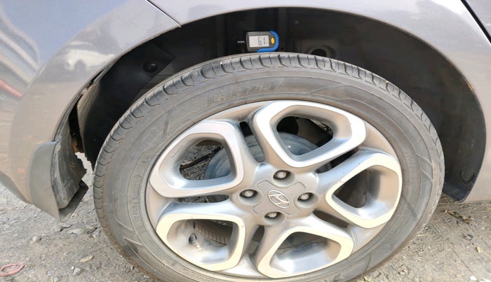 2019 Hyundai Elite i20 ASTA (O) CVT, Petrol, Automatic, 49,991 km, tyre