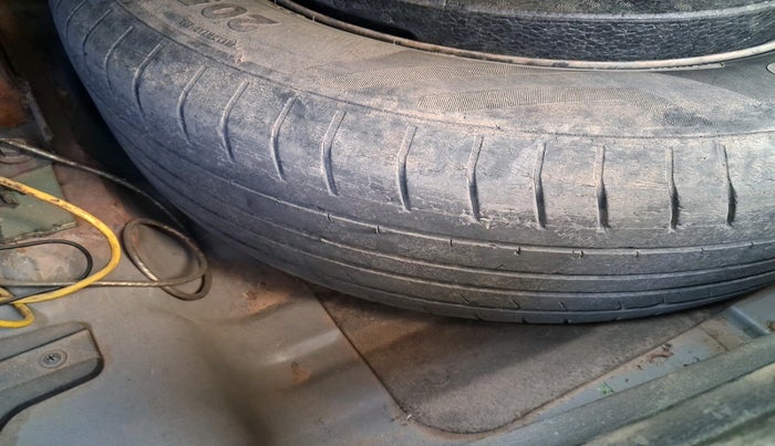 2018 Hyundai Creta SX 1.6 PETROL, Petrol, Manual, 1,07,788 km, tyre