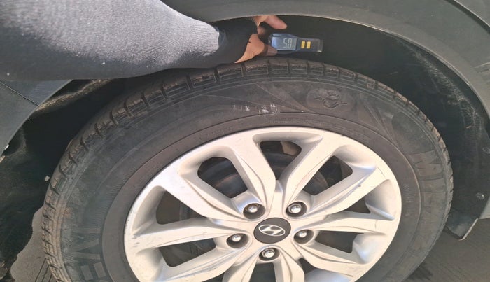 2018 Hyundai Creta SX 1.6 PETROL, Petrol, Manual, 1,07,788 km, tyre