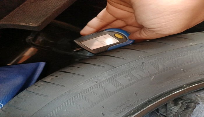 2024 Tata NEXON Fearless Plus S 1.2 Revotron 7DCA Dark Edition, Petrol, Automatic, 18,546 km, tyre