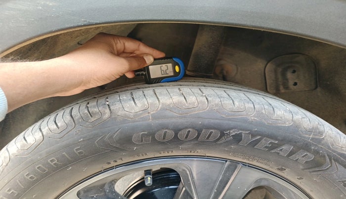 2024 Tata NEXON Fearless Plus S 1.2 Revotron 7DCA Dark Edition, Petrol, Automatic, 18,546 km, tyre