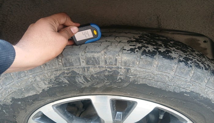 2019 Ford Endeavour TITANIUM PLUS 3.2 4X4 AT SUNROOF, Diesel, Automatic, 1,23,506 km, tyre