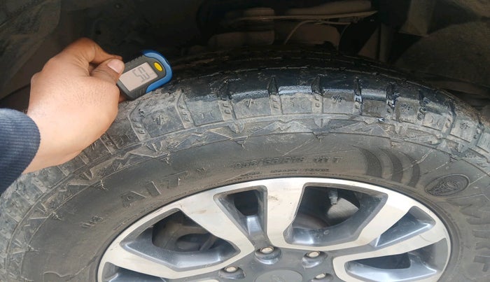 2019 Ford Endeavour TITANIUM PLUS 3.2 4X4 AT SUNROOF, Diesel, Automatic, 1,23,506 km, tyre