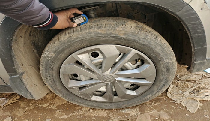 2021 Maruti Vitara Brezza LXI, Petrol, Manual, 65,263 km, tyre