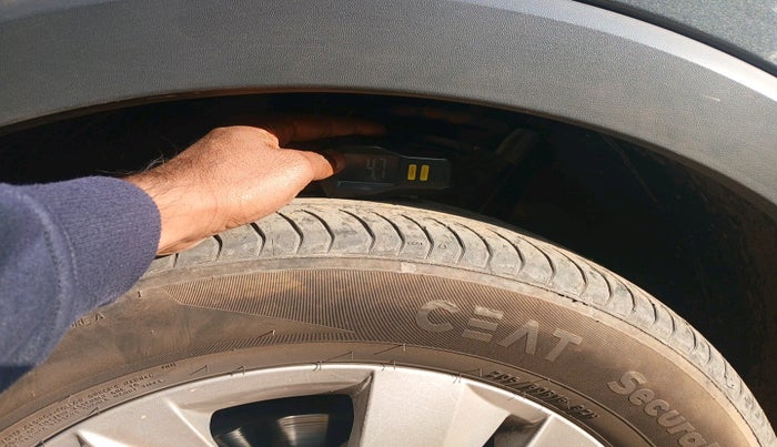 2023 Skoda KUSHAQ AMBITION 1.0L TSI MT, Petrol, Manual, 15,796 km, tyre