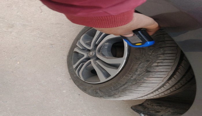 2023 Tata TIGOR XZ PLUS CNG, Petrol, Manual, 15,851 km, tyre