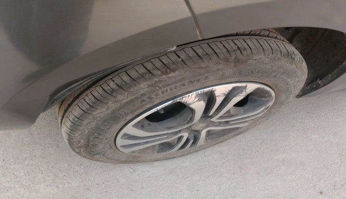 2023 Tata TIGOR XZ PLUS CNG, Petrol, Manual, 15,851 km, tyre