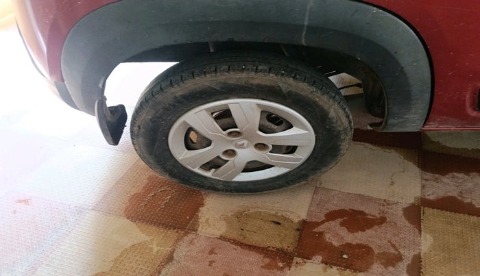 2017 Renault Kwid RXT 0.8, Petrol, Manual, 45,731 km, tyre