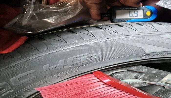 2022 MG ASTOR SAVVY 1.3 TURBO AT S RED, Petrol, Automatic, 16,691 km, tyre