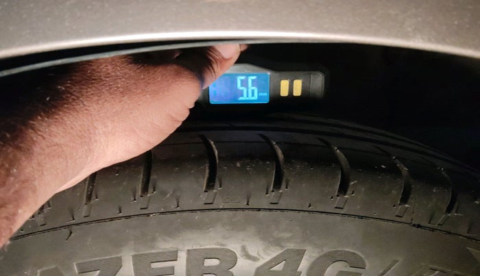 2013 Hyundai i20 SPORTZ 1.2, Petrol, Manual, 61,594 km, tyre