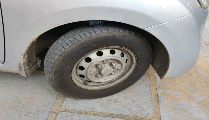 2015 Hyundai Eon D-LITE+, Petrol, Manual, 87,151 km, tyre