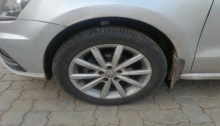 2018 Volkswagen Ameo HIGHLINE PLUS 1.5L 16 ALLOY, Diesel, Manual, 2,28,347 km, tyre