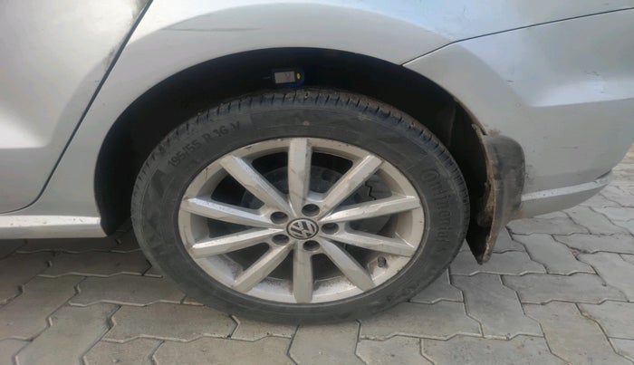 2018 Volkswagen Ameo HIGHLINE PLUS 1.5L 16 ALLOY, Diesel, Manual, 2,28,347 km, tyre