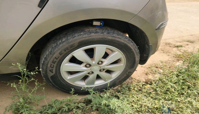 2012 Hyundai i20 SPORTZ 1.2, Petrol, Manual, 90,152 km, tyre