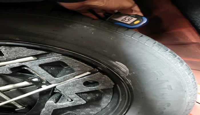 2022 Tata PUNCH ADVENTURE MT, Petrol, Manual, 15,106 km, tyre