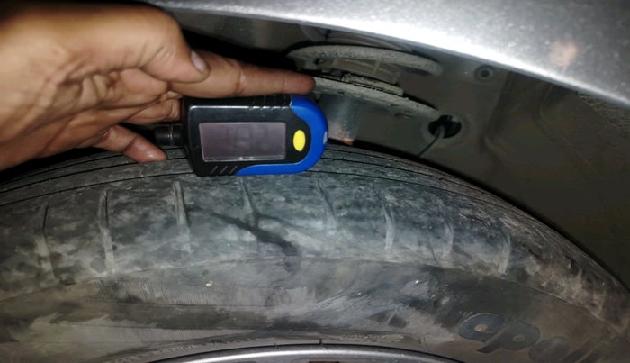 2022 Maruti Dzire ZXI, Petrol, Manual, 32,175 km, tyre