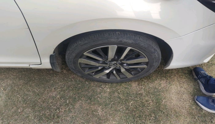 2021 Honda City 1.5L I-VTEC ZX CVT, Petrol, Automatic, 48,746 km, tyre