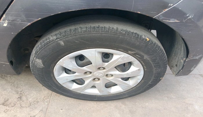 2016 Hyundai Elite i20 MAGNA 1.2, Petrol, Manual, 69,838 km, tyre