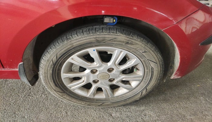 2017 Tata Tiago XZ PETROL, Petrol, Manual, 47,722 km, tyre