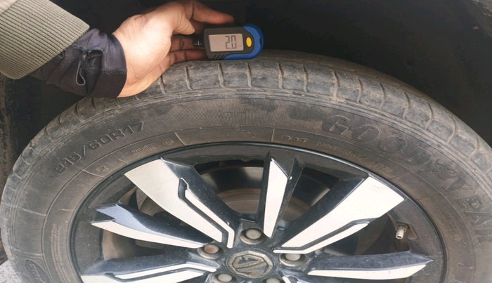 2020 MG HECTOR PLUS SHARP 1.5 PETROL TURBO DCT 6-STR, Petrol, Automatic, 65,869 km, tyre