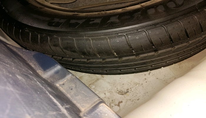 2019 Hyundai VENUE SX(O) 1.4 CRDI, Diesel, Manual, 56,362 km, tyre