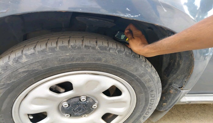 2013 Renault Duster 85 PS RXE DIESEL, Diesel, Manual, 1,12,526 km, tyre