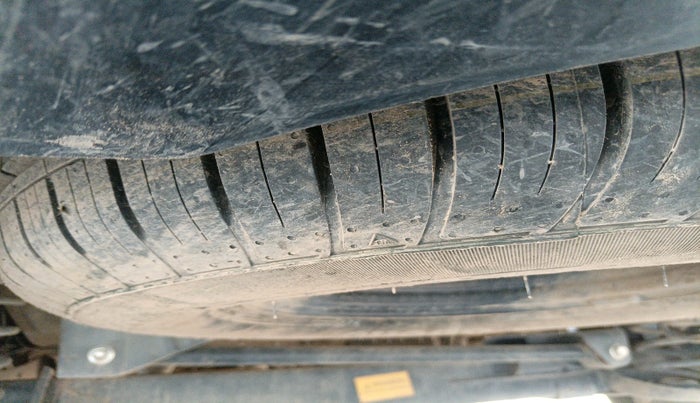 2024 Tata Harrier PURE PLUS S DARK EDITION AT, Diesel, Automatic, 12,888 km, tyre