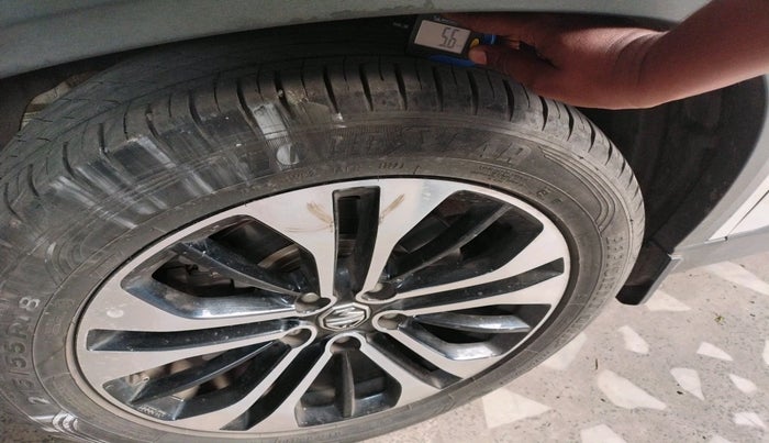 2022 MG HECTOR SHARP 2.0 DIESEL, Diesel, Manual, 27,395 km, tyre