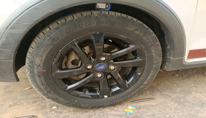 2020 Ford FREESTYLE FLAIR EDITION 1.5 DIESEL, Diesel, Manual, 87,699 km, tyre