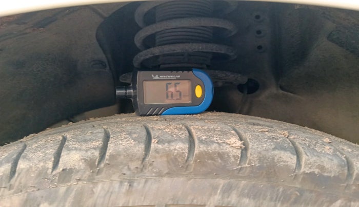 2018 Maruti Dzire VDI, Diesel, Manual, 61,442 km, tyre