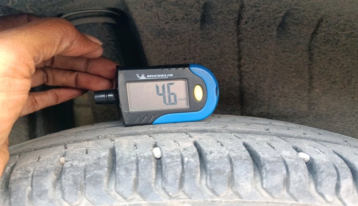 2018 Maruti Dzire VDI, Diesel, Manual, 61,442 km, tyre