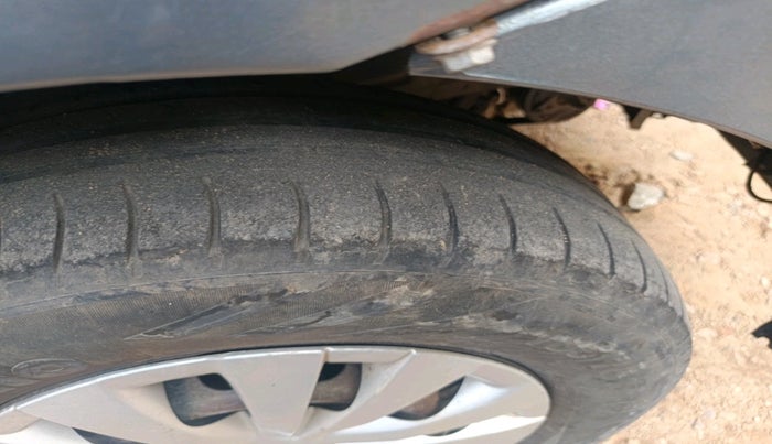 2016 Toyota Etios GD, Diesel, Manual, 1,17,219 km, tyre