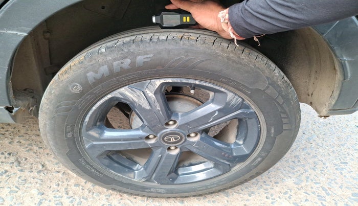 2022 Tata NEXON XZ PLUS DIESEL DARK EDITION, Diesel, Manual, 66,878 km, tyre