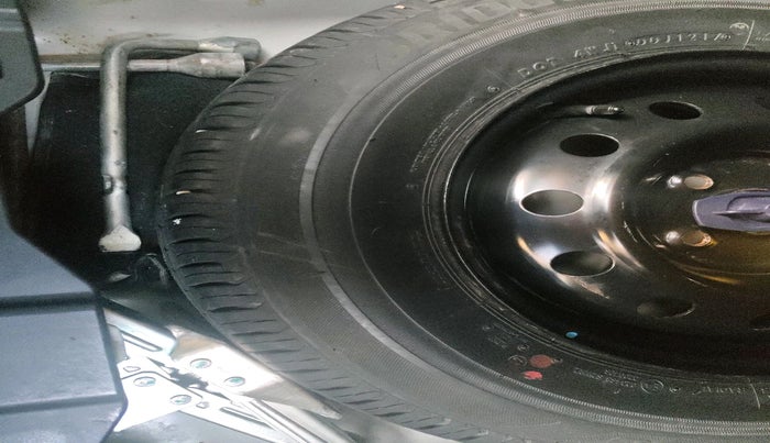 2017 Maruti Dzire ZXI PLUS AMT, Petrol, Automatic, 90,076 km, tyre