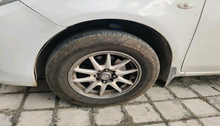 2013 Nissan Sunny XL, Petrol, Manual, 64,351 km, tyre