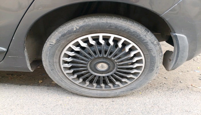 2017 Honda Jazz 1.2L I-VTEC S, Petrol, Manual, 1,07,229 km, tyre