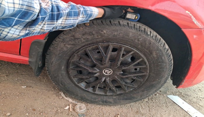 2011 Volkswagen Polo TRENDLINE 1.2L DIESEL, Diesel, Manual, 81,263 km, tyre