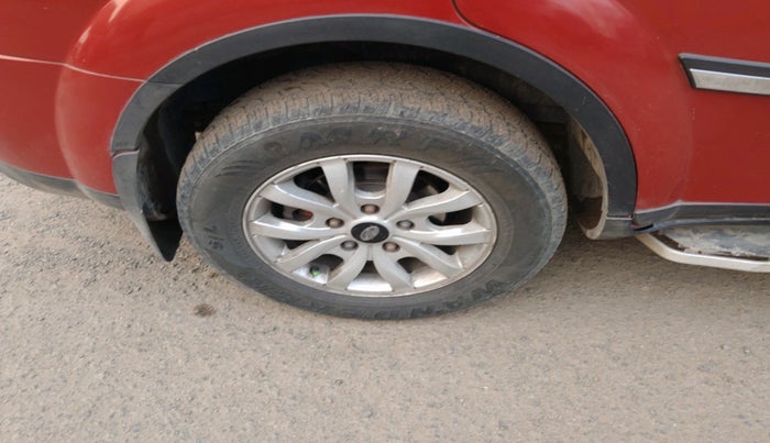 2015 Mahindra XUV500 W8, Diesel, Manual, 1,49,319 km, tyre